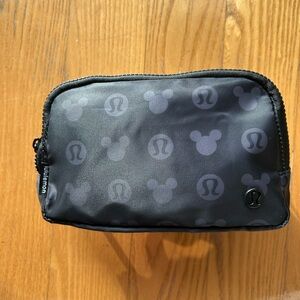 Lululemon X Disney Everywhere Belt Bag Mickey Logo Print black - New - Rare